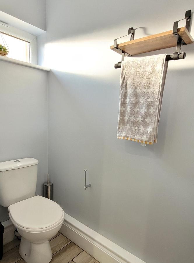 Sutherland St - 2 Bed Home With Free Parking Йорк Екстериор снимка