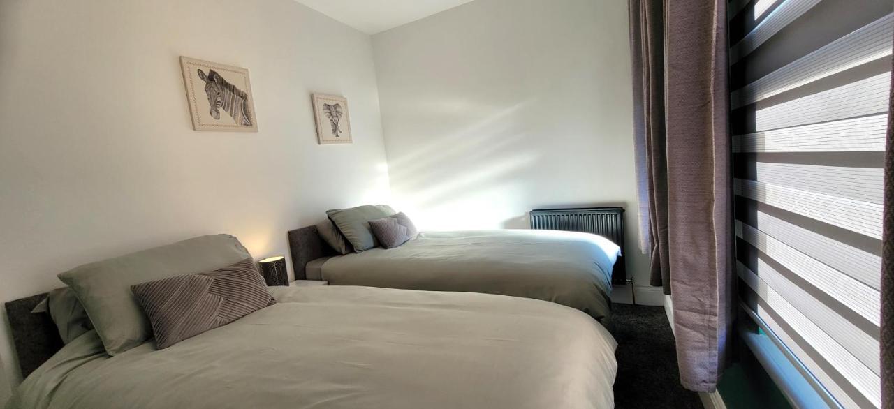 Sutherland St - 2 Bed Home With Free Parking Йорк Екстериор снимка
